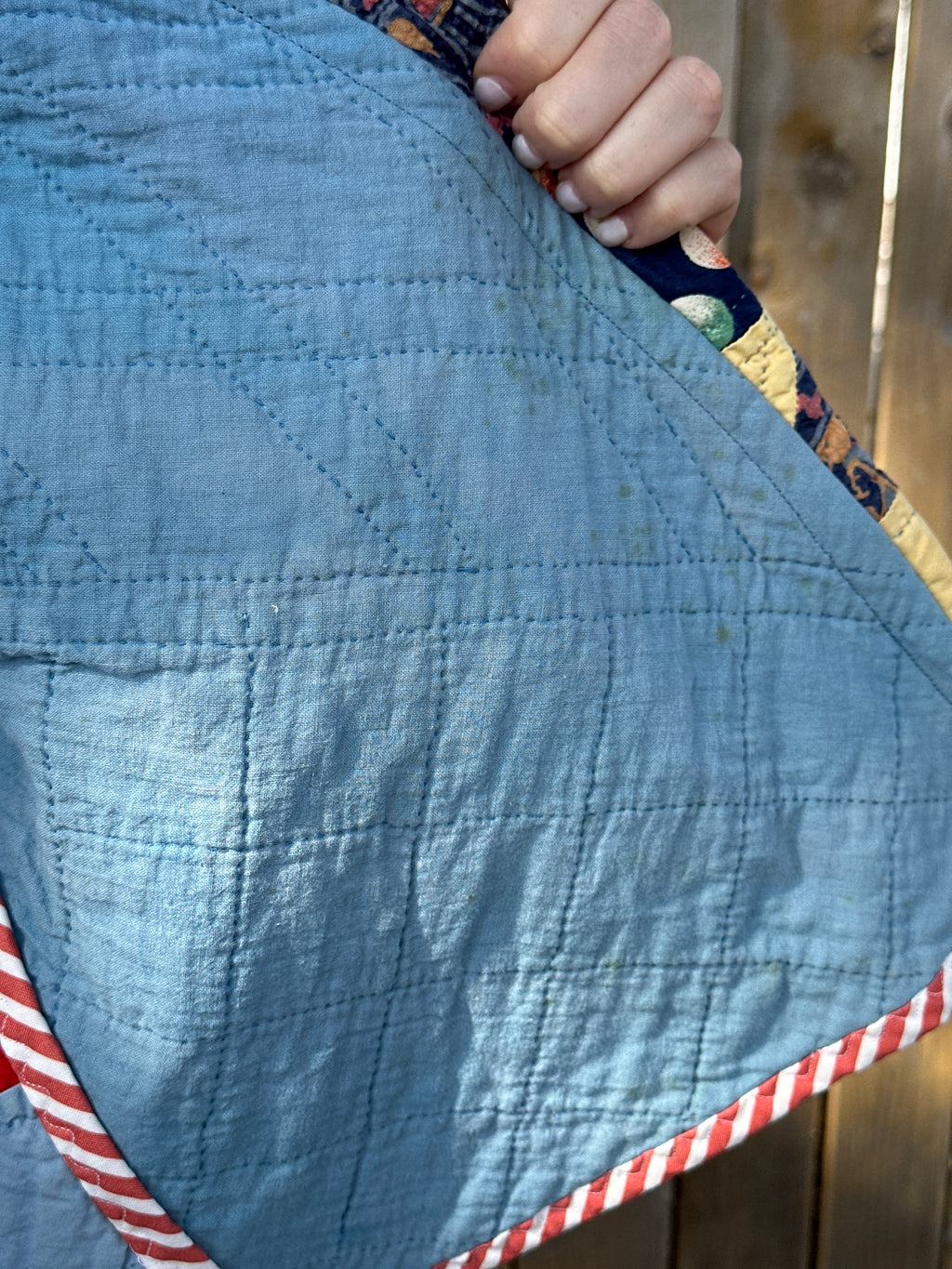 Judy Heirloom Red Star Quilt Jacket