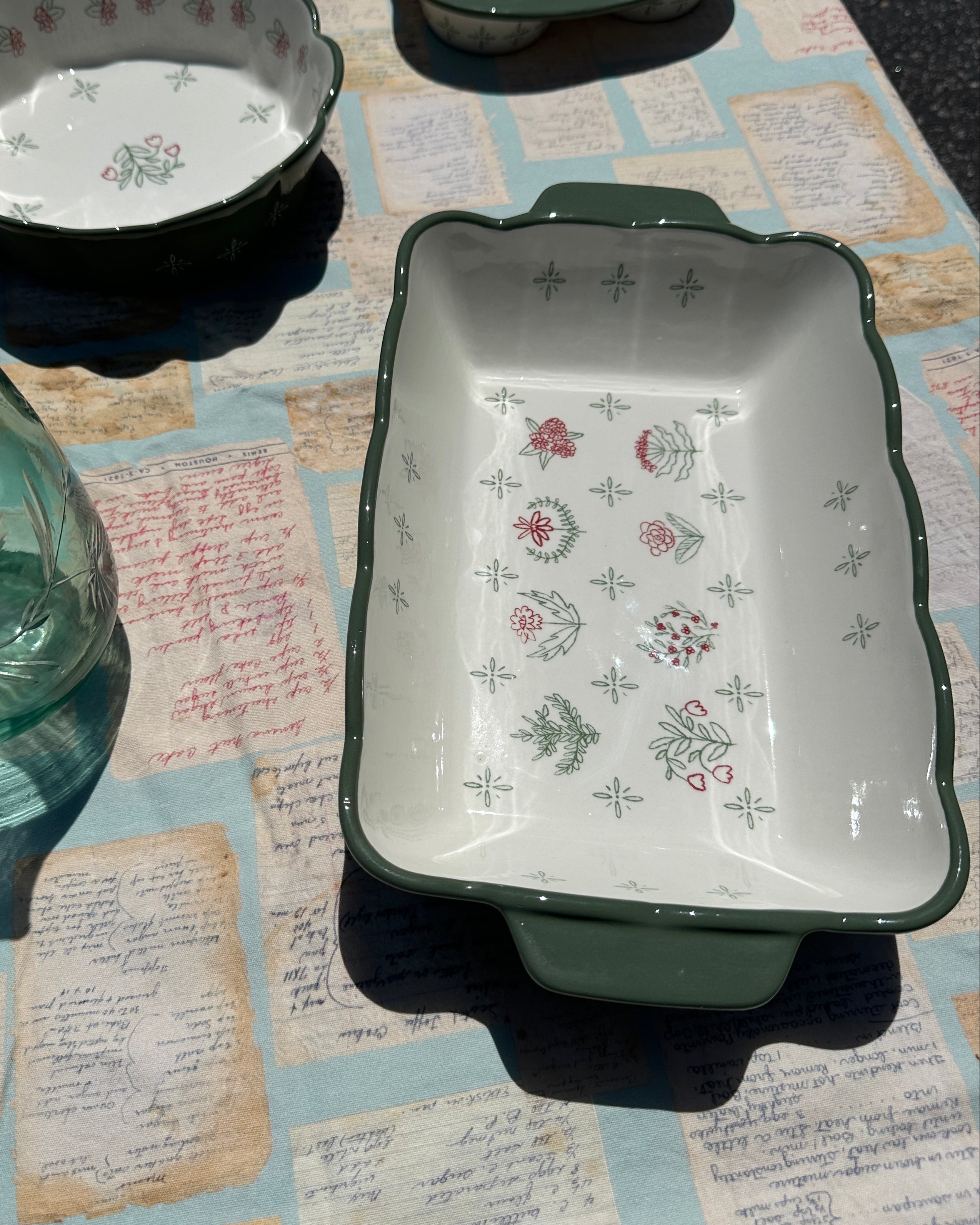 Camellia Stoneware Baking Dish