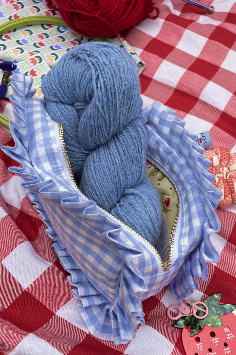 Ruffle Gingham Pouch Blue