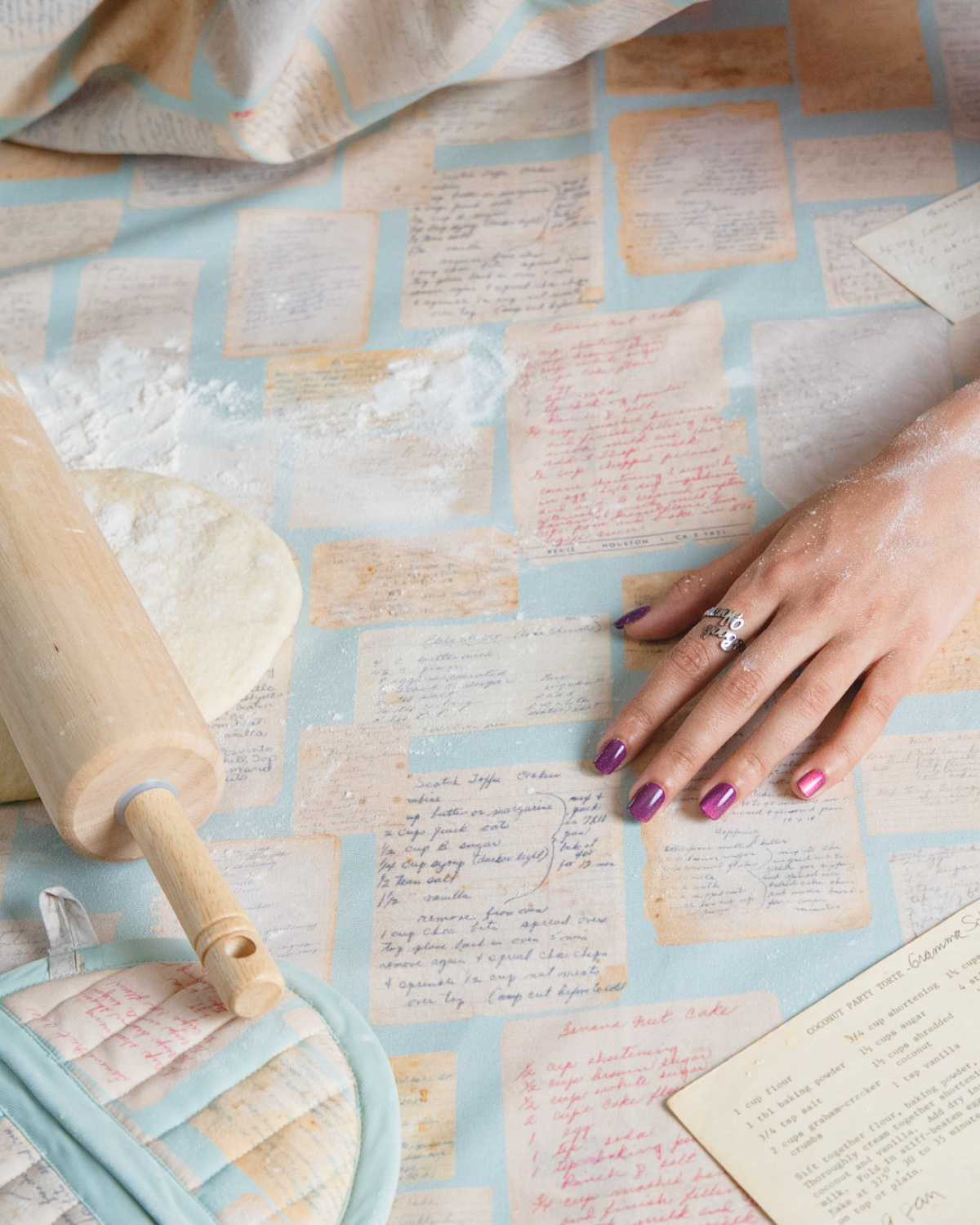 Edith Vintage Recipe Tablecloth